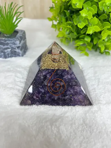 [Pyramid] Amethyst Orgone Pyramid
